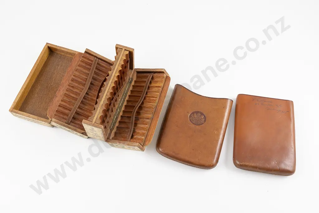 Gilt Wood Envelope Folding Fitted Cigarette Box Image 1++