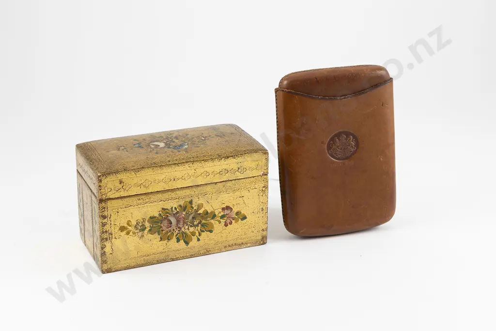 Gilt Wood Envelope Folding Fitted Cigarette Box Image 1++