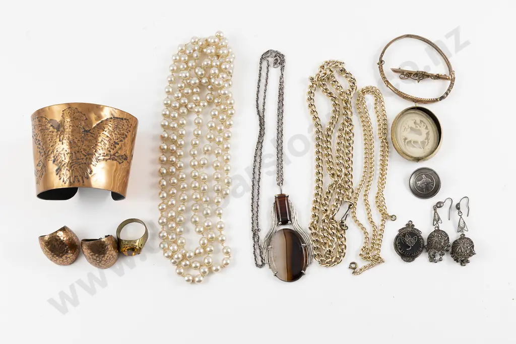 Small Qty Jewellery Image 1++