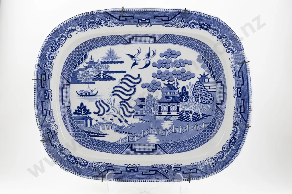 Large Vict Blue & White Willow Pattern Meat Ashet Image 1++