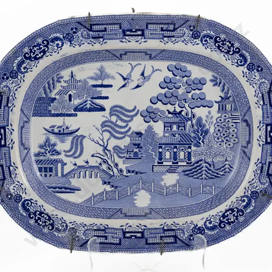 Vict B & W Willow Pattern Ashet