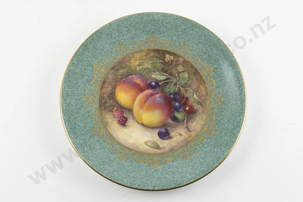 Royal Worcester Cabinet Plate Image 1++