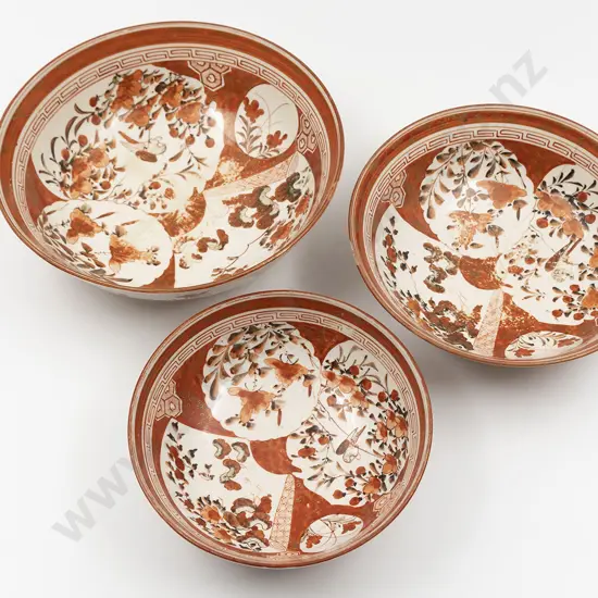 Set Of Three Late C19th Graduated Kutani Ware Bowls