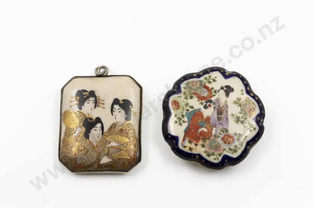 Late C19th Japanese Satsuma & Silver Octagonal Pendant Image 1++