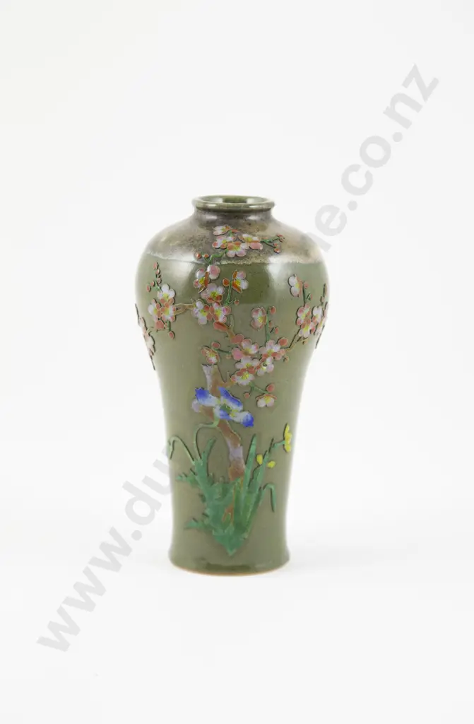 Early C20th Satsuma Mei Ping Vase Image 1++