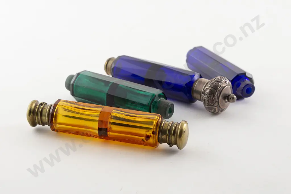 Victorian Amber Glass Double Ended Scent Bottle Image 1++
