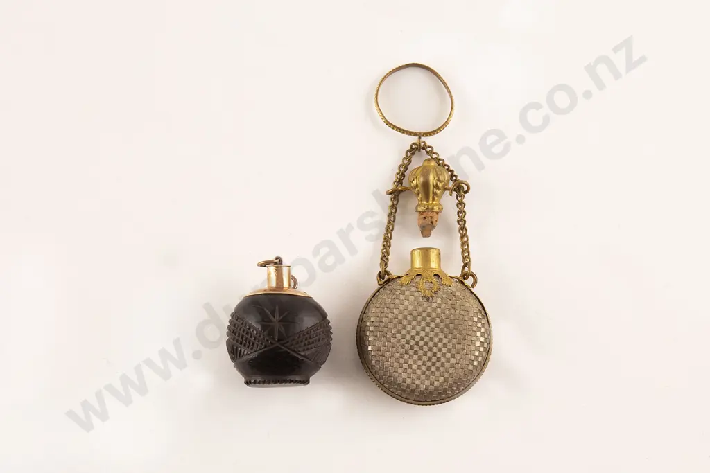 Antique Carved Fruit Nut Scent Flask Image 1++