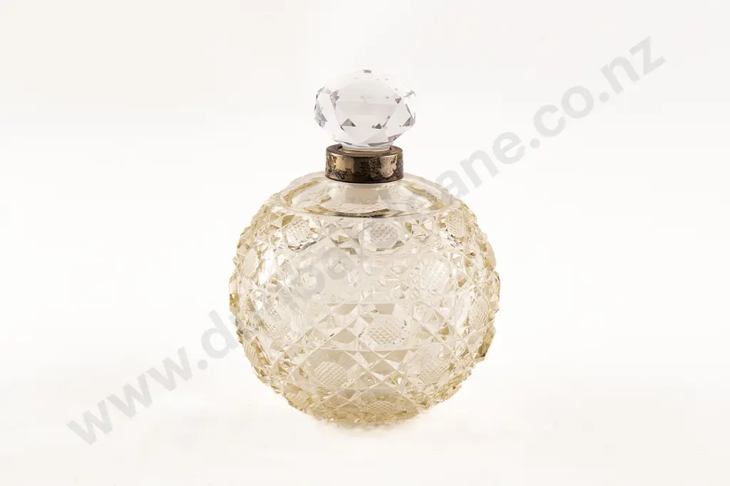 Victorian Oversize S/S Collared Glass Scent Bottle Image 1++