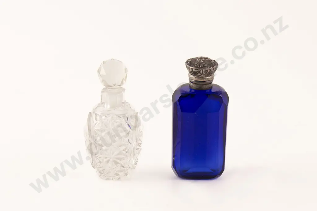 Victorian Bristol Blue Salts Bottle Image 1++