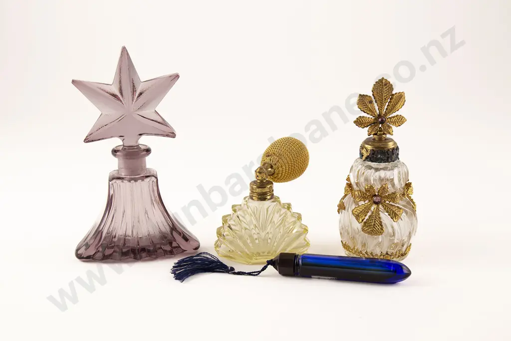 Art Deco Czech 'Star' Stopped Scent Bottle Image 1++