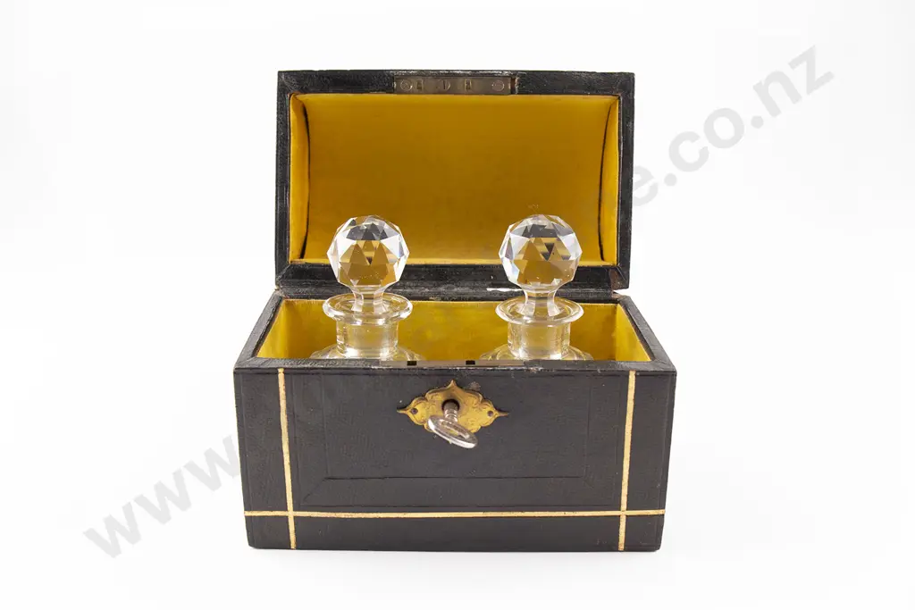 Victorian Cased Pair Clear Glass Cologne Bottles Image 1++