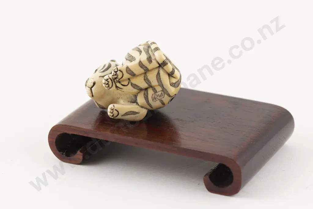 Signed Carved Ivory Netsuke of a Tiger Image 1++