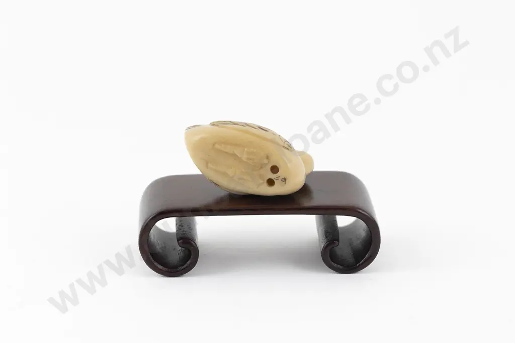 Signed Carved Ivory Netsuke of a Duck Image 1++