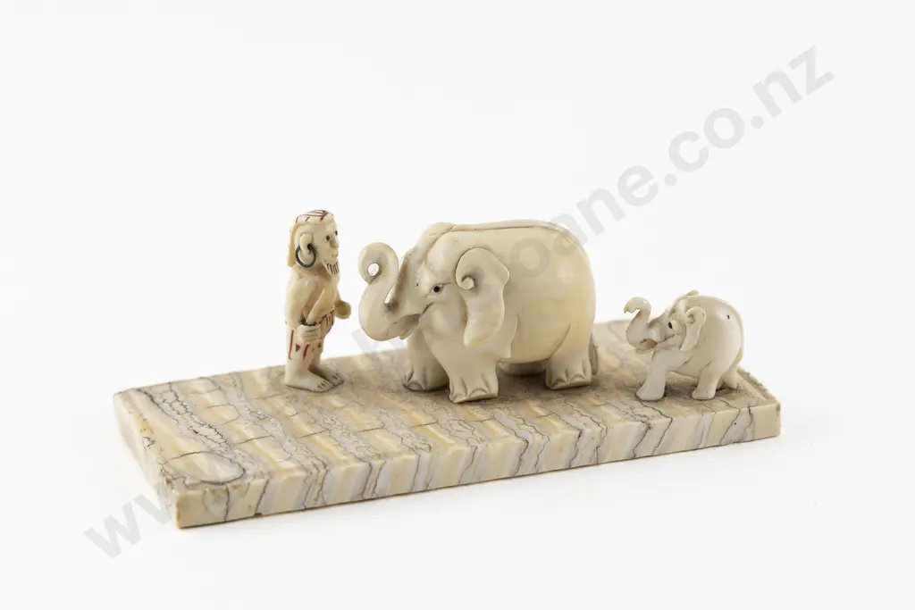 Ivory & Mammoth Tooth Figure Group Image 1++