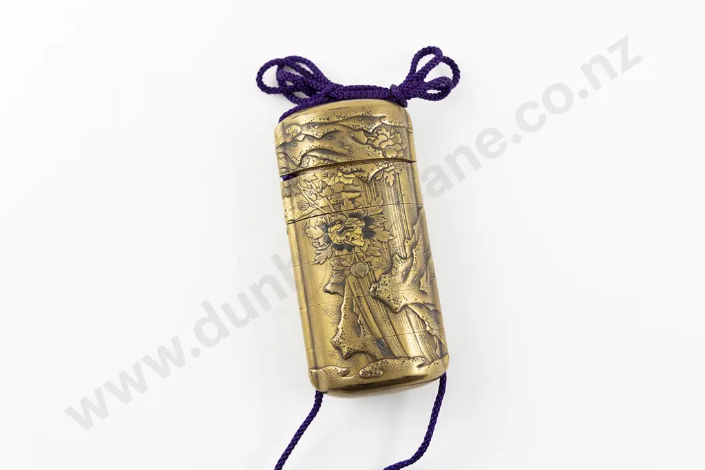 Japanese Late Edo Period Gilt Lacquer Inro Image 1++