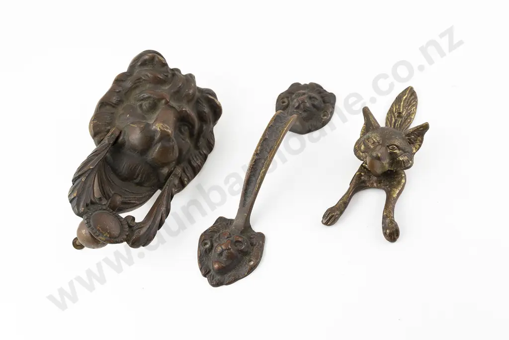 Antique Cast Bronze Lion Mask Door Knocker Image 1++