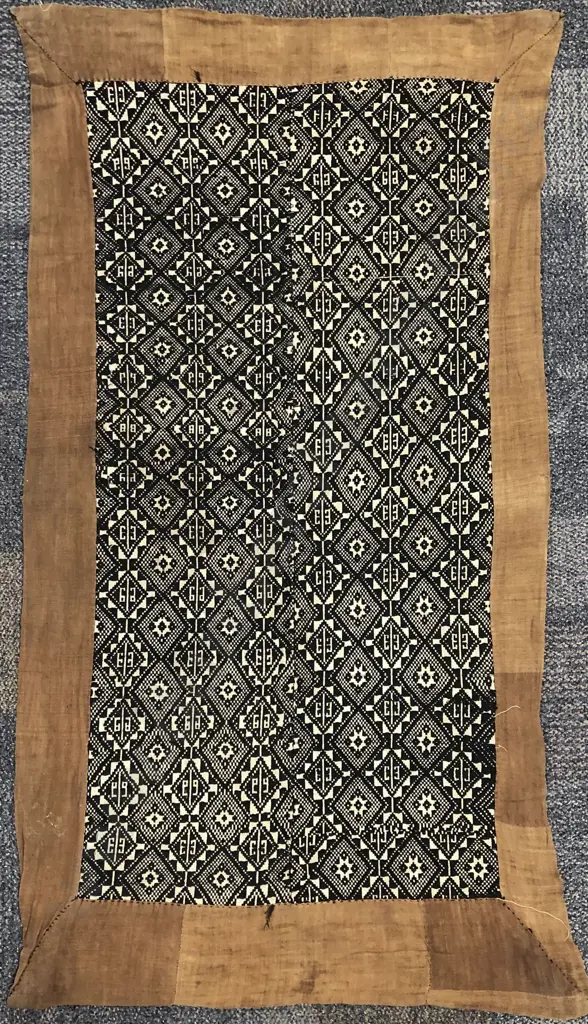 North Eastern Laos Pha Horn Lai Blanket Image 1++