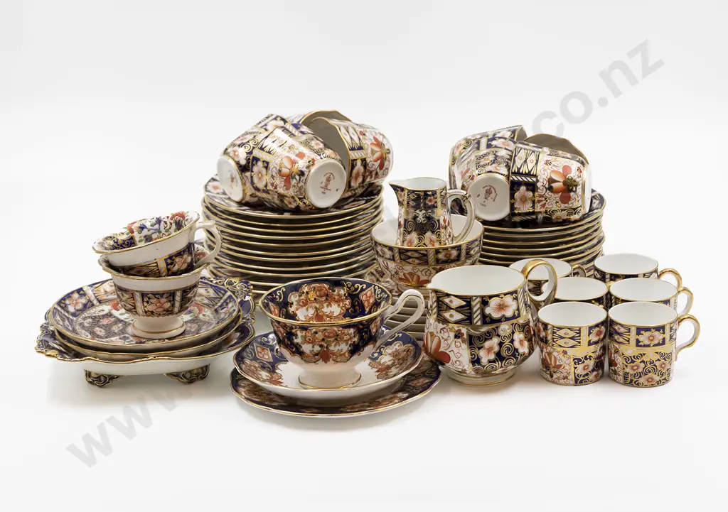 Collection Royal Crown Derby Tea Ware Image 1++