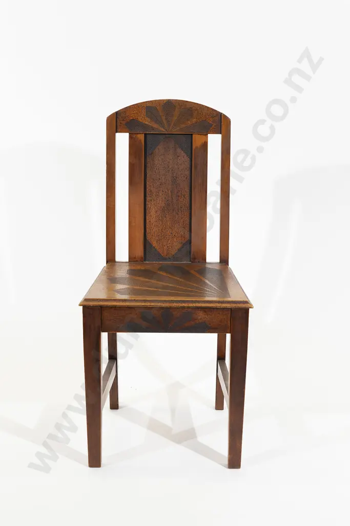 Early C20th NZ Rimu Hall Chair Image 1++