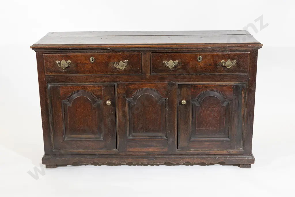 Geo III Oak Country Dresser Image 1++