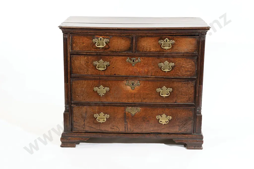 Early Geo III Country Oak Flat Front Chest Image 1++