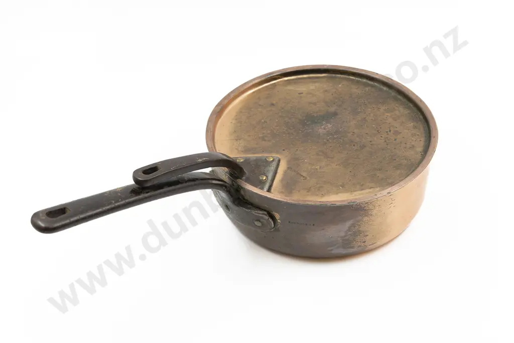 Antique Copper Cooking Pan & Cover Image 1++