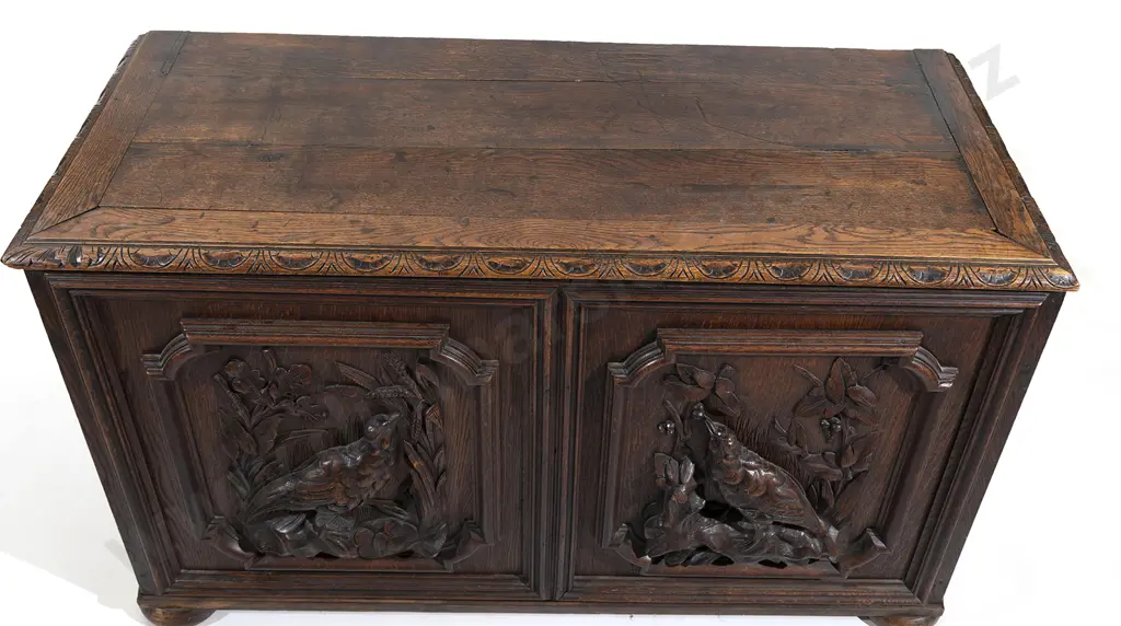C19th Bavarian Oak Hunting Lodge Coffer Image 1++