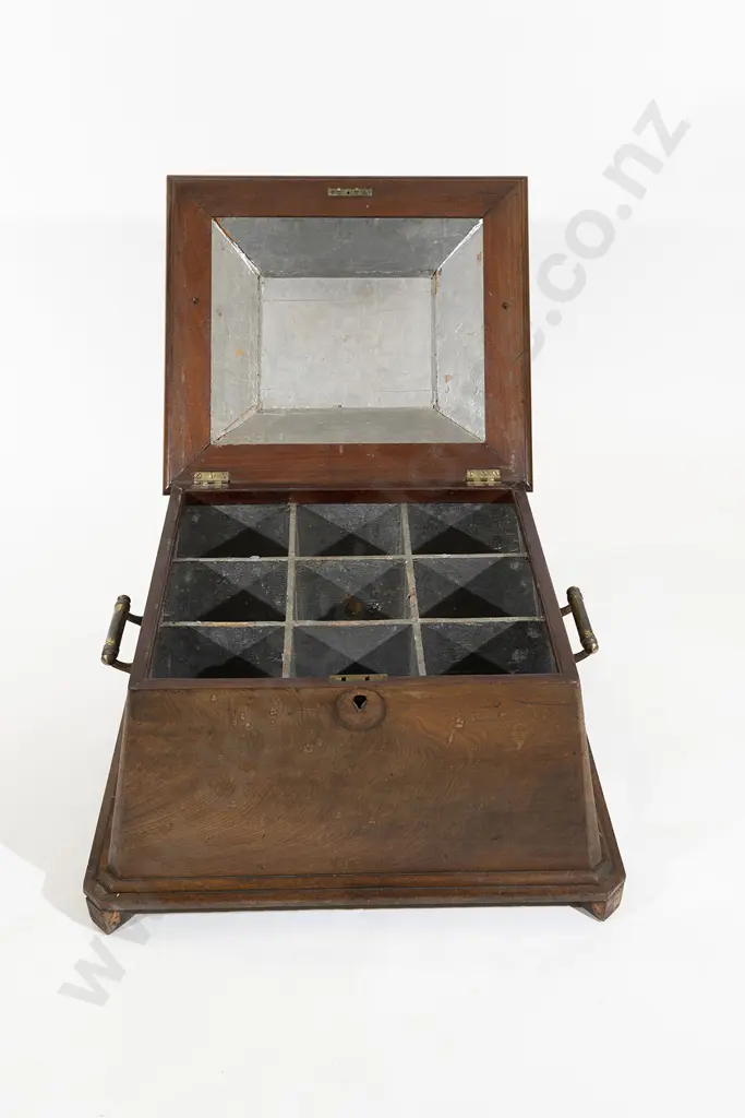 Early C19th European Mahogany Cellarette Image 1++