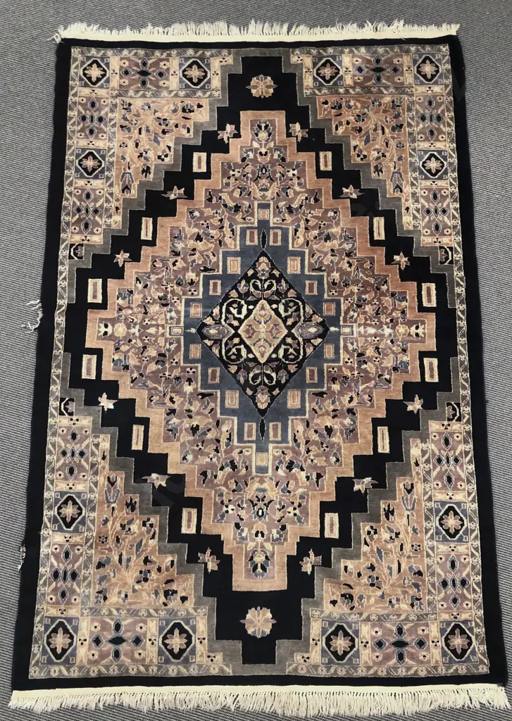 Persian Rug Image 1++