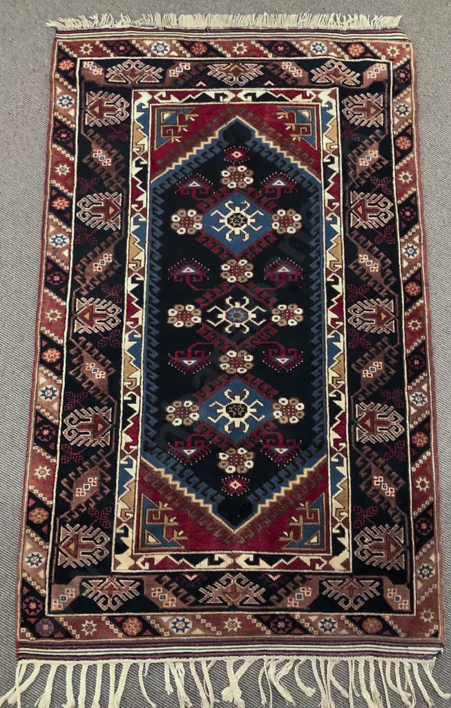 Persian Hamadan Rug Image 1++