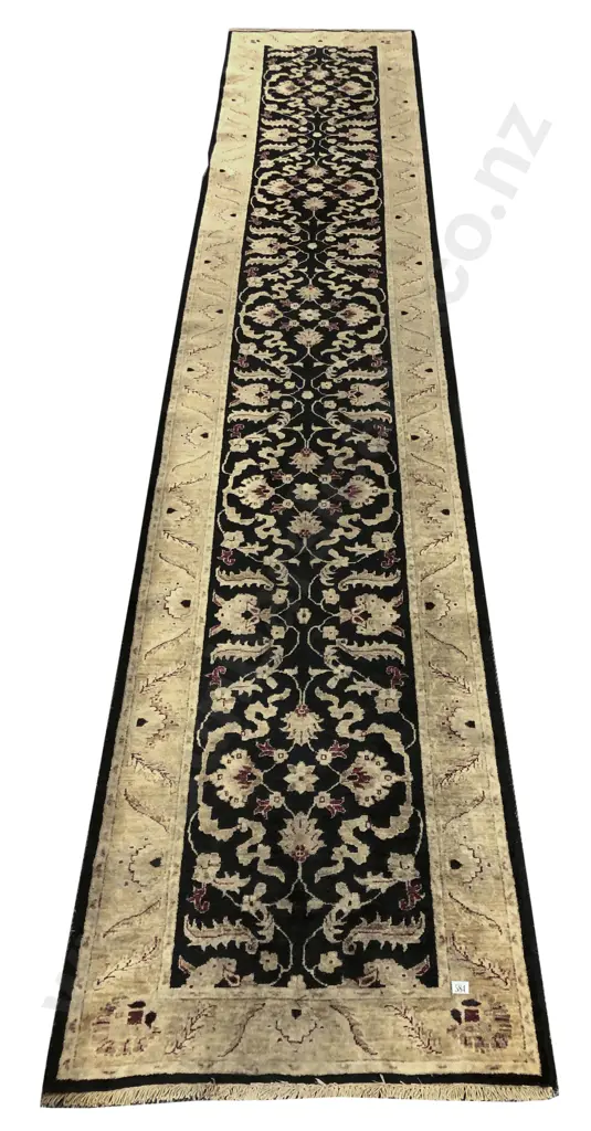 Persian Isfahan Runner Image 1++