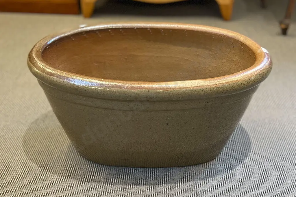 Large Glazed Oval Stoneware Planter Image 1++