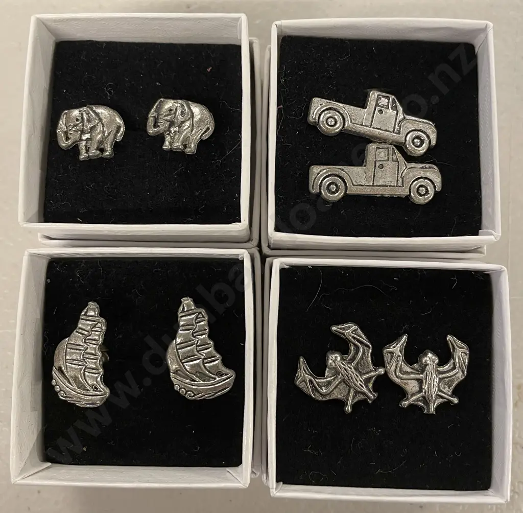 Four Pair White Metal Gents Cuff-Links Image 1++