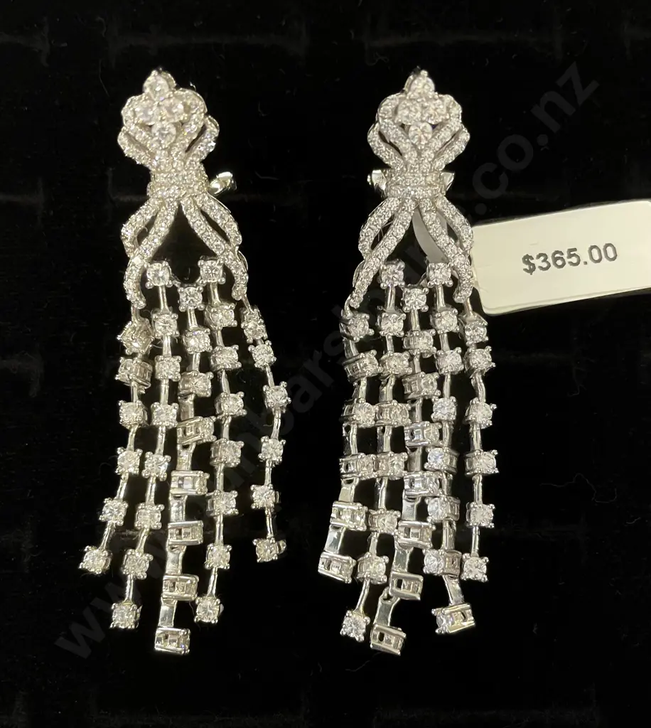 Pair S/S and Crystal Pendant Drop Earrings Image 1++