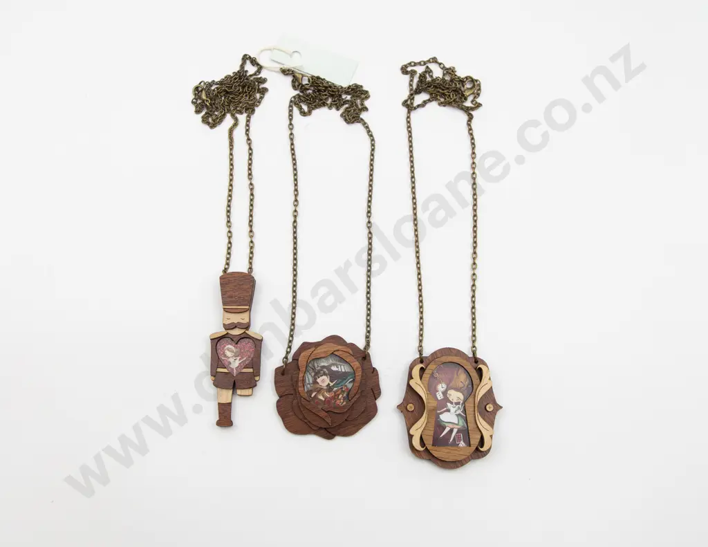 Three Laliblue Spain Child Hood Memories Craft Jewellery Pieces Image 1++
