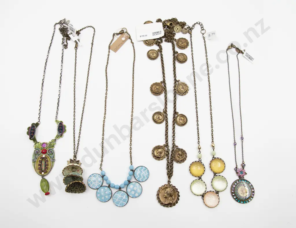 Assorted Six Necklaces/Pendants Image 1++