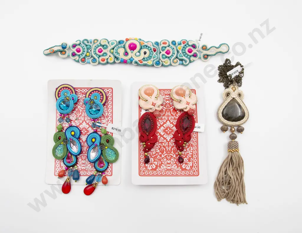 Art Deco Style Gem and Braid Jewellery Image 1++