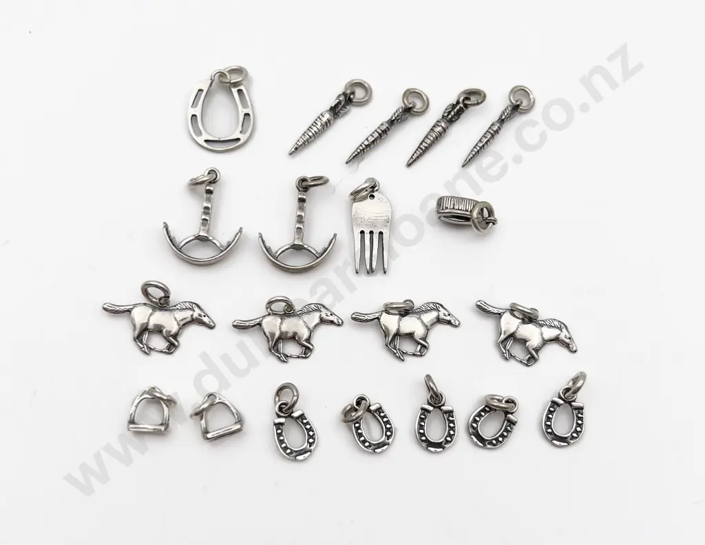 Twenty Assorted S/S Charms Image 1++