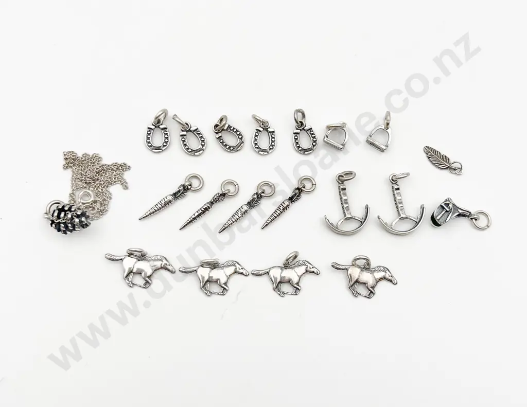 Twenty Assorted S/S Charms Image 1++