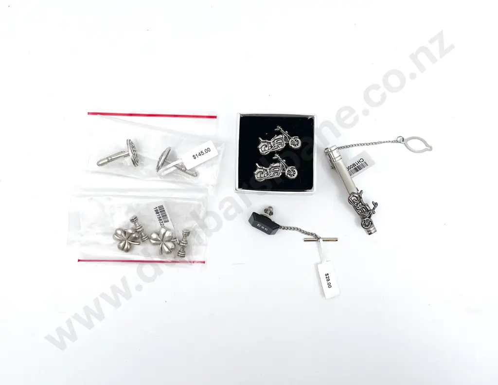 Two Pair S/S Cuff Links Image 1++