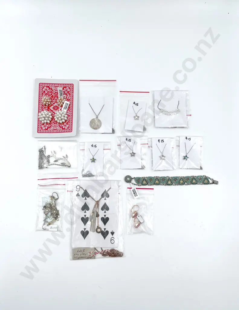 Selection Assorted Jewellery Image 1++