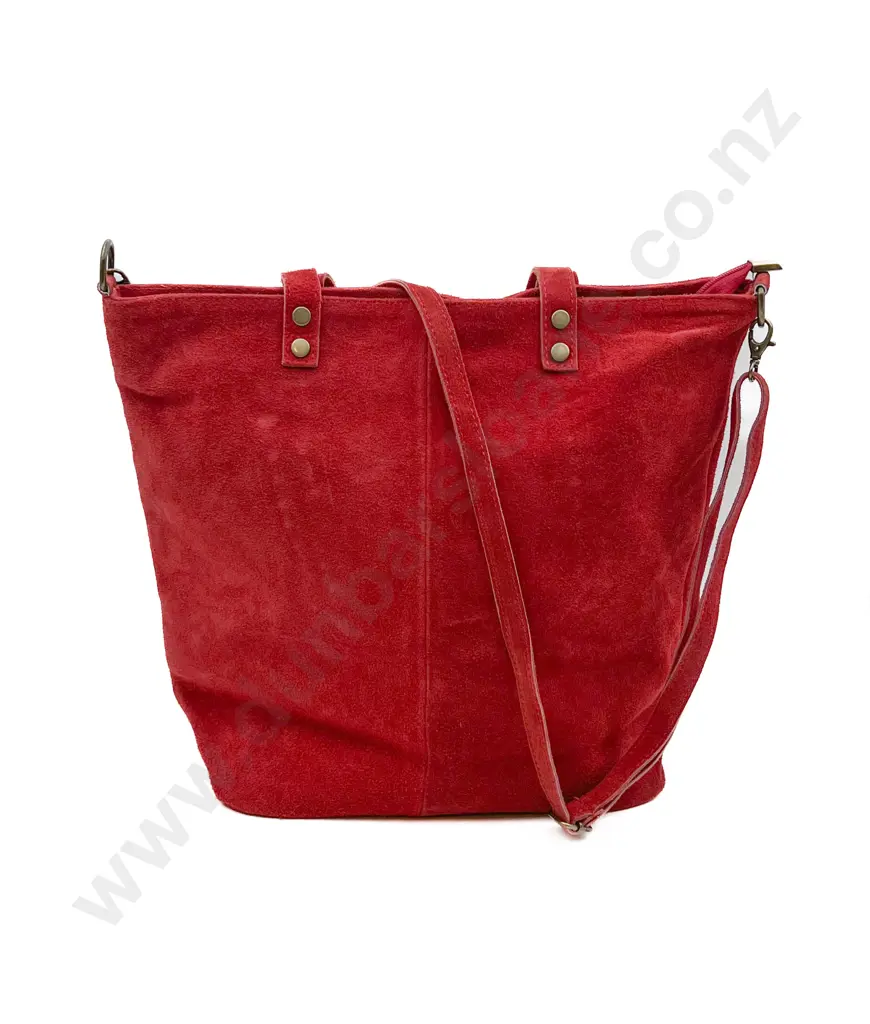 Made in Italy Red Suede Tote Bag Image 1++