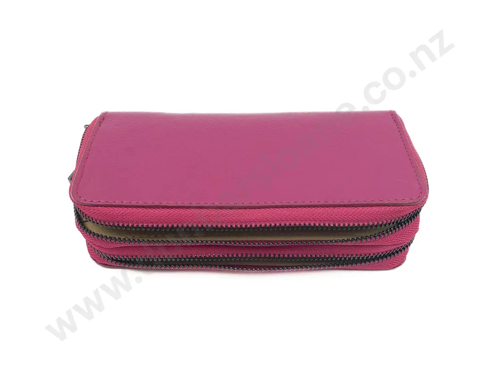 Made in Italy Pink Leather Two Section Purse Image 1++