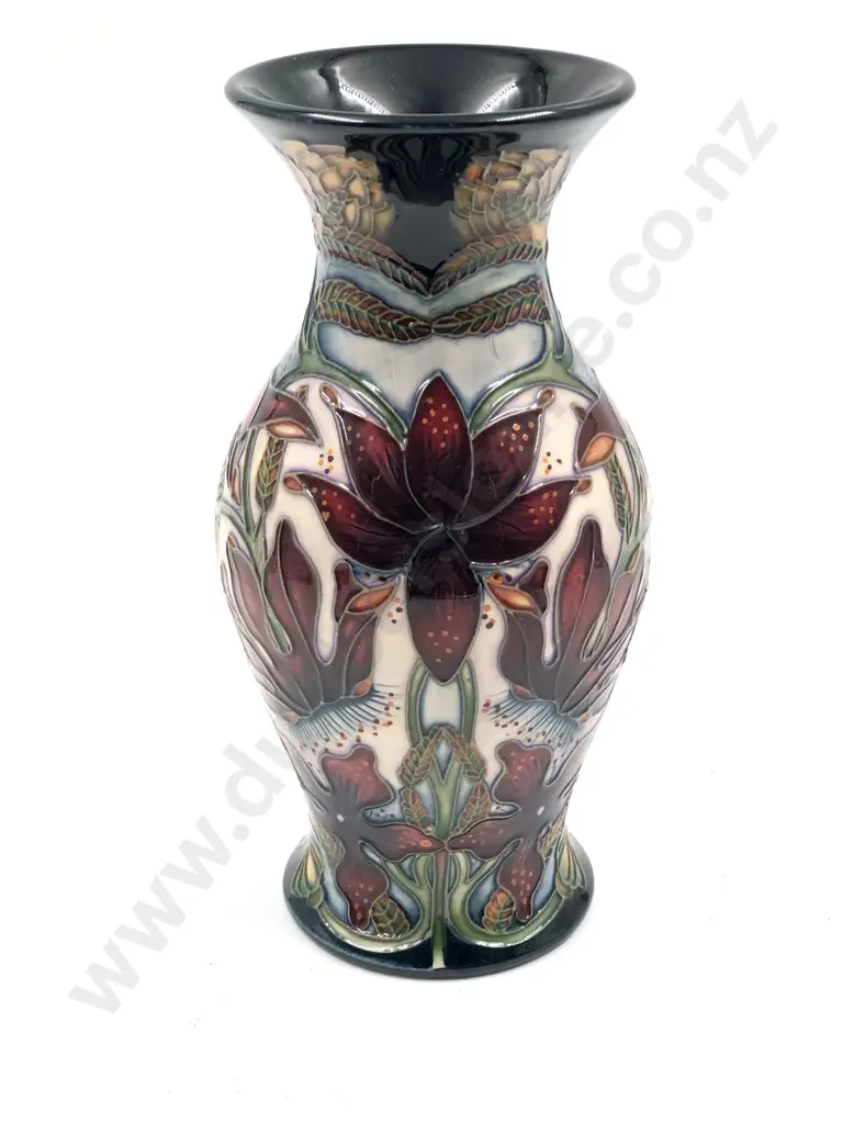 Moorcroft Vase Image 1++