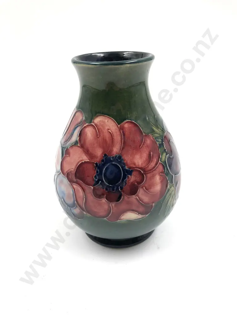 Moorcroft Vase Image 1++