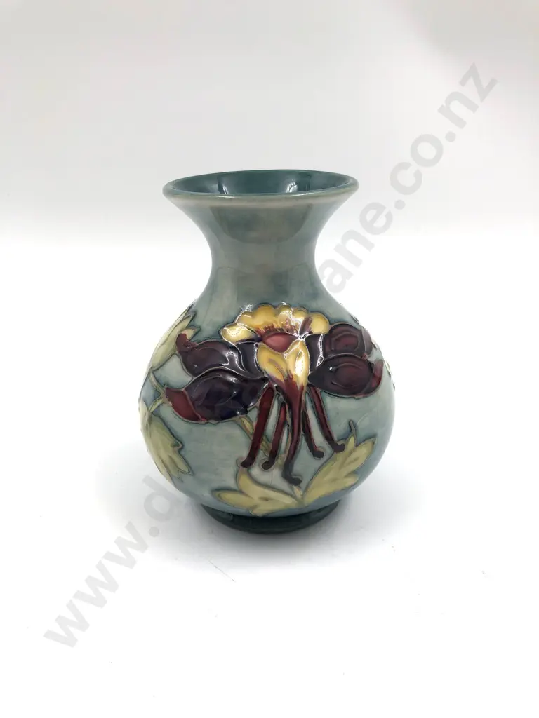Moorcroft Vase Image 1++
