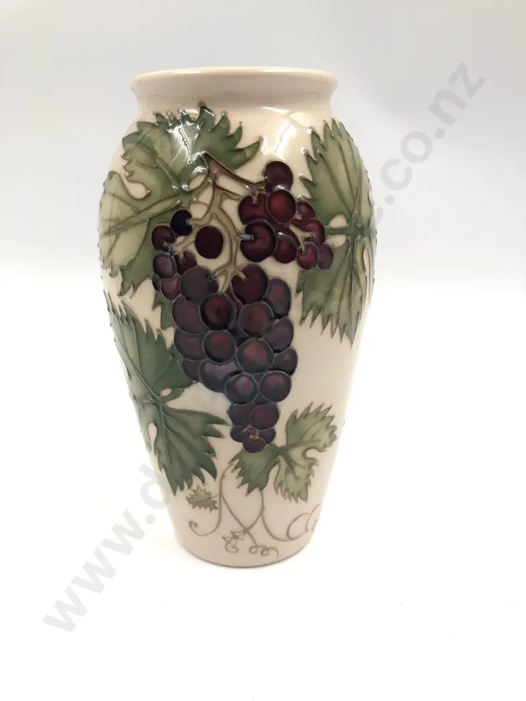 Moorcroft Vase Image 1++
