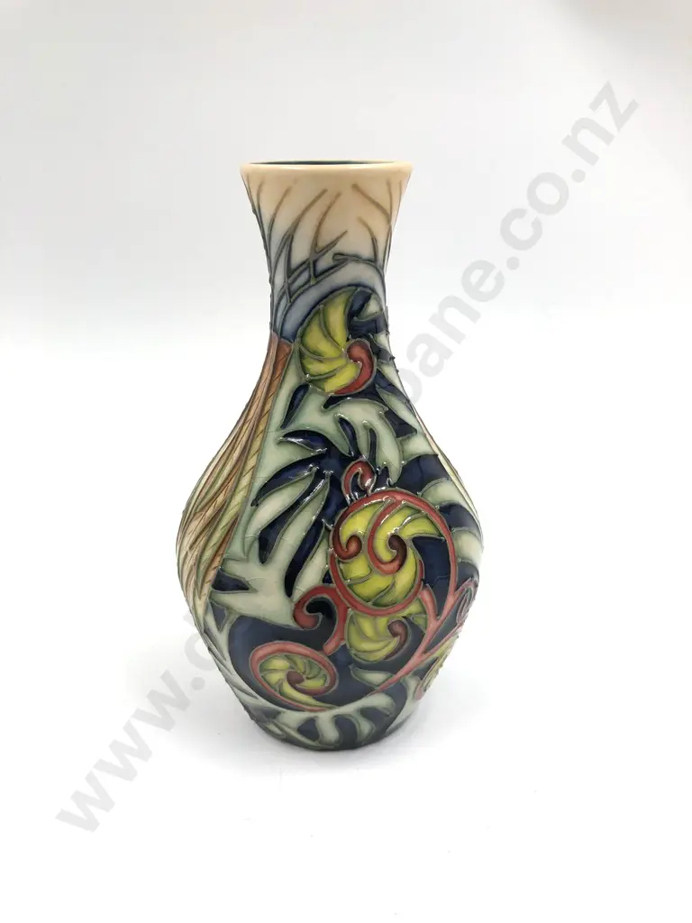 Moorcroft Vase Image 1++