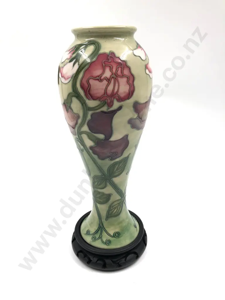 Moorcroft Vase Image 1++