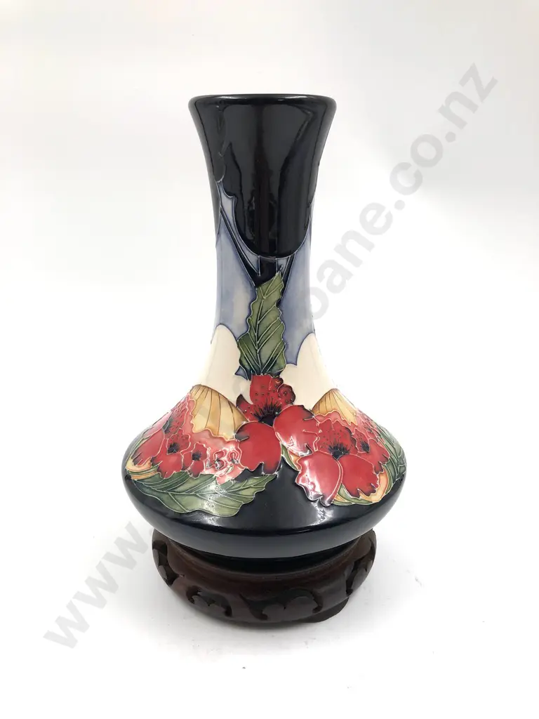 Moorcroft Vase Image 1++